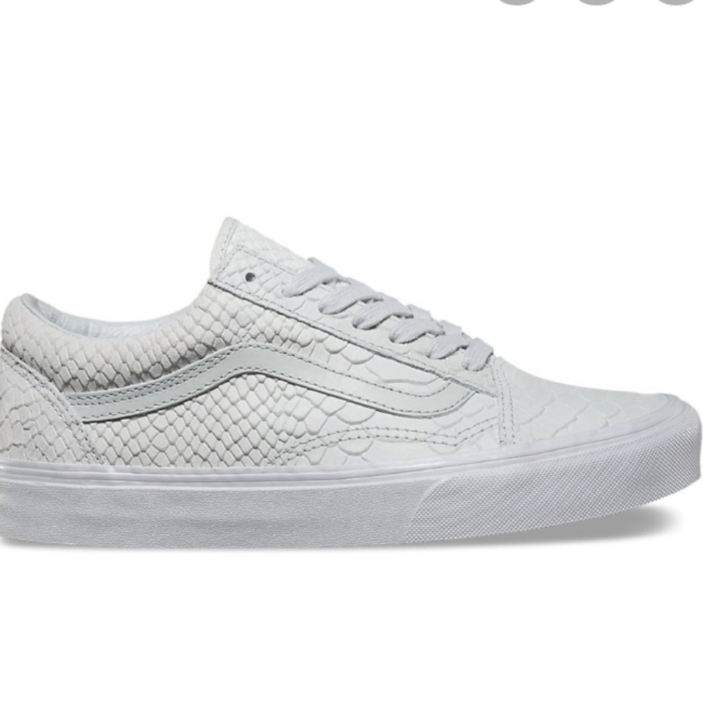 Van's low python old school dawn blue